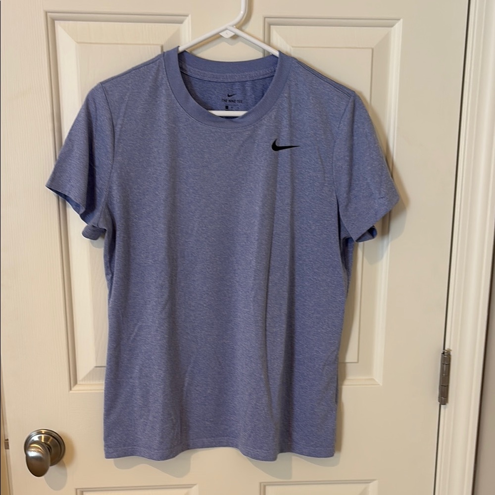 Nike lavender dry fit Short Sleeve Tee Athletic Style